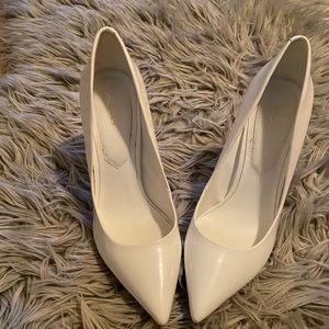 Aldo white stilettos 4 and a half inch heels